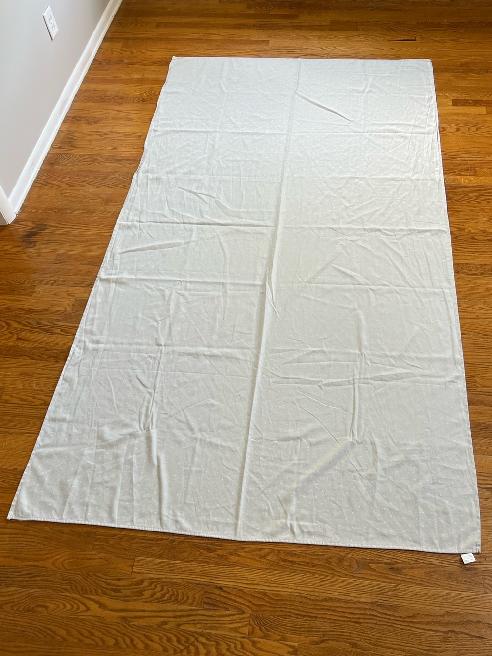 Kate Spade Cotton Blend Polka Dot Tablecloth 56 x 100”